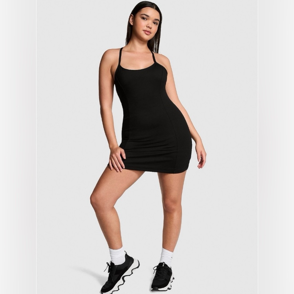 PINK Victoria’s Secret Large Ultimate Active Dress Pure Black- NWT